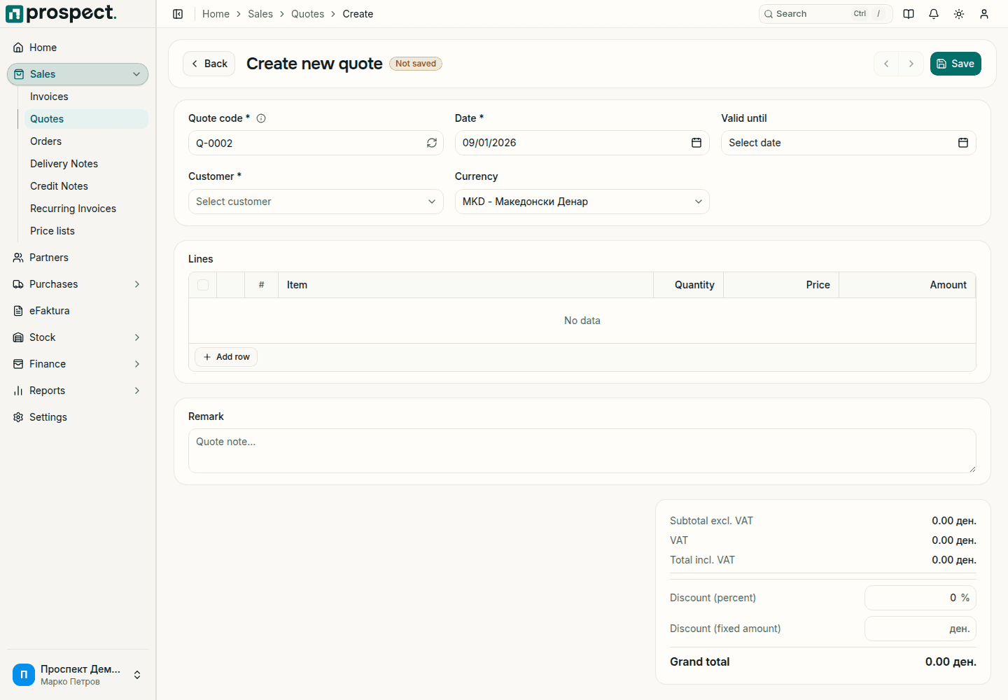 New quote form with quote code, date, valid until, customer, currency, an empty lines table, remark and totals with percentage and fixed discount